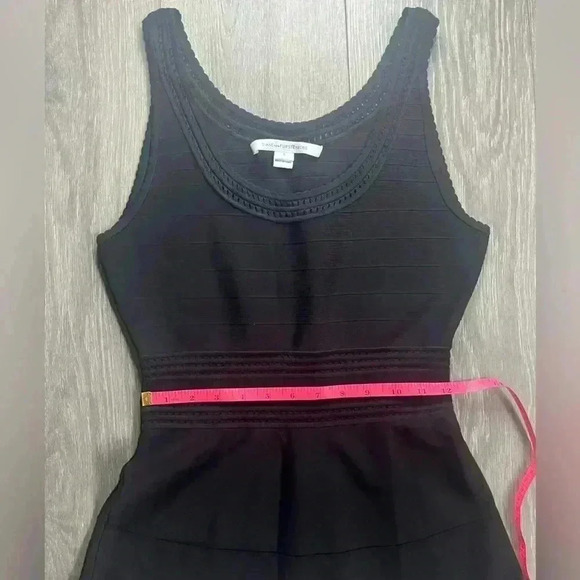 Diane Von Furstenberg Black Fit and Flare Perry Dress Size S - Picture 5 of 10